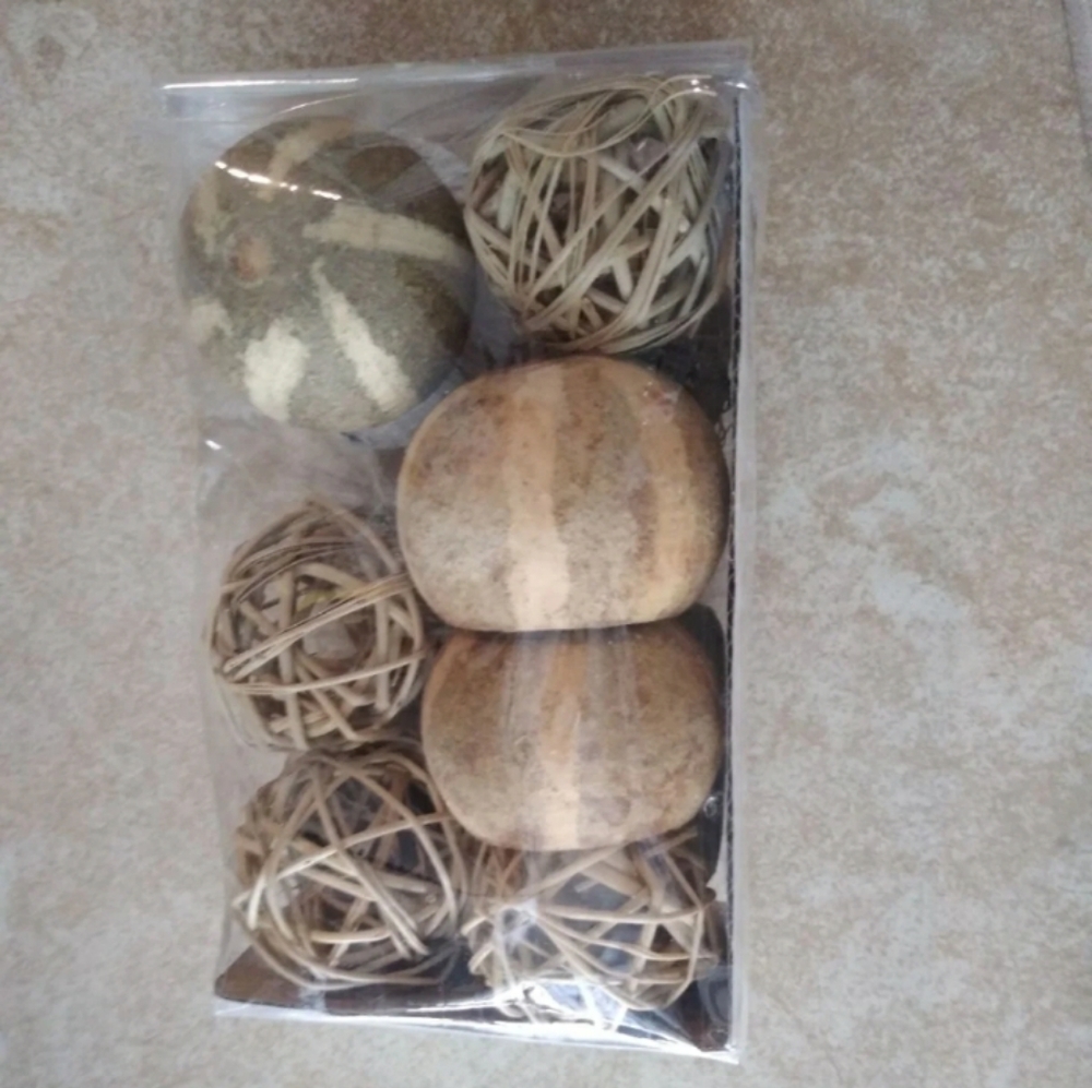 Ikea Vase Filler neutral colors - Picture 2 of 6